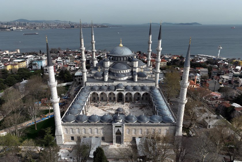 Blue Mosque (Sultan Ahmed Mosque), Istanbul, Turkey